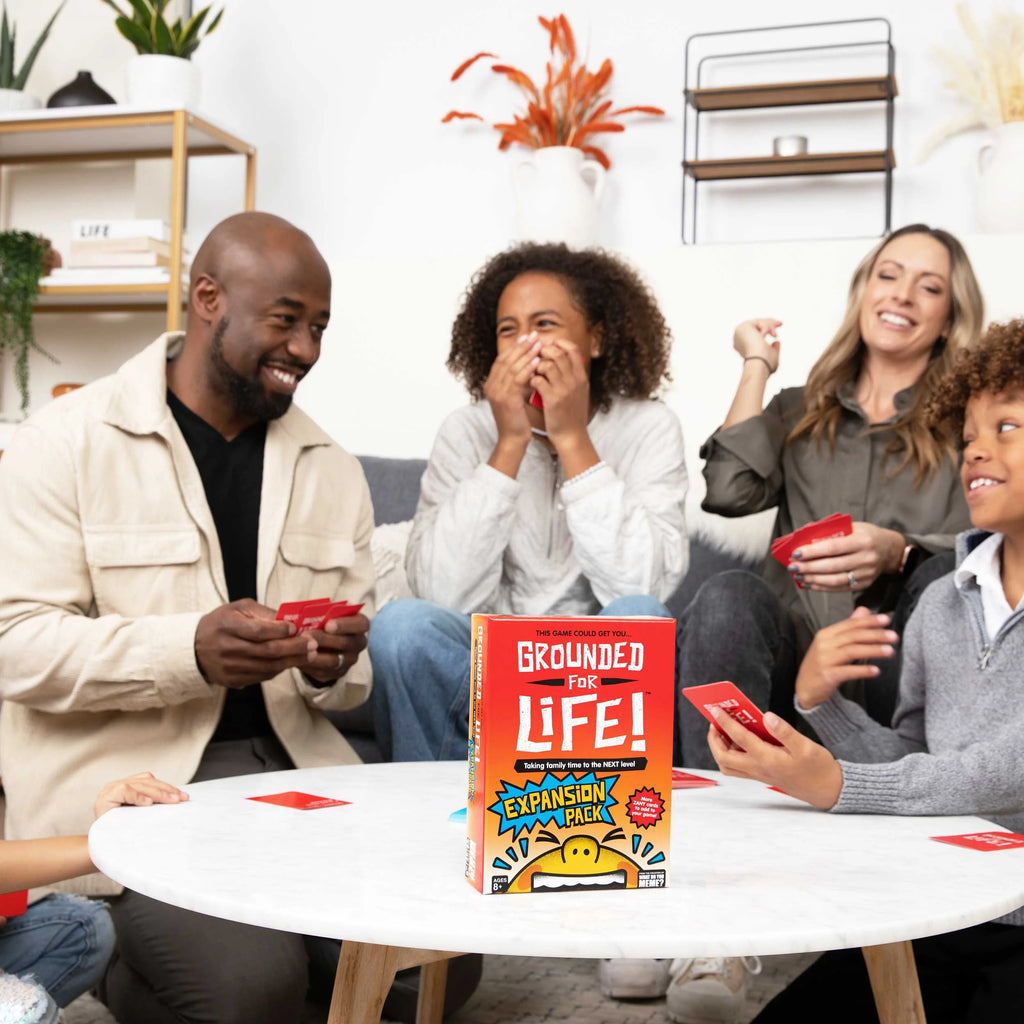 Family Card Game T595493