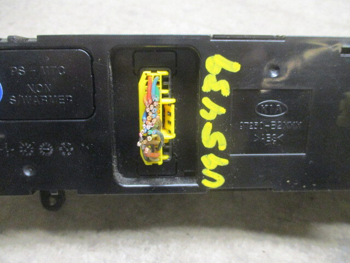 OEM Climate AC Heater Temperature Control M881
