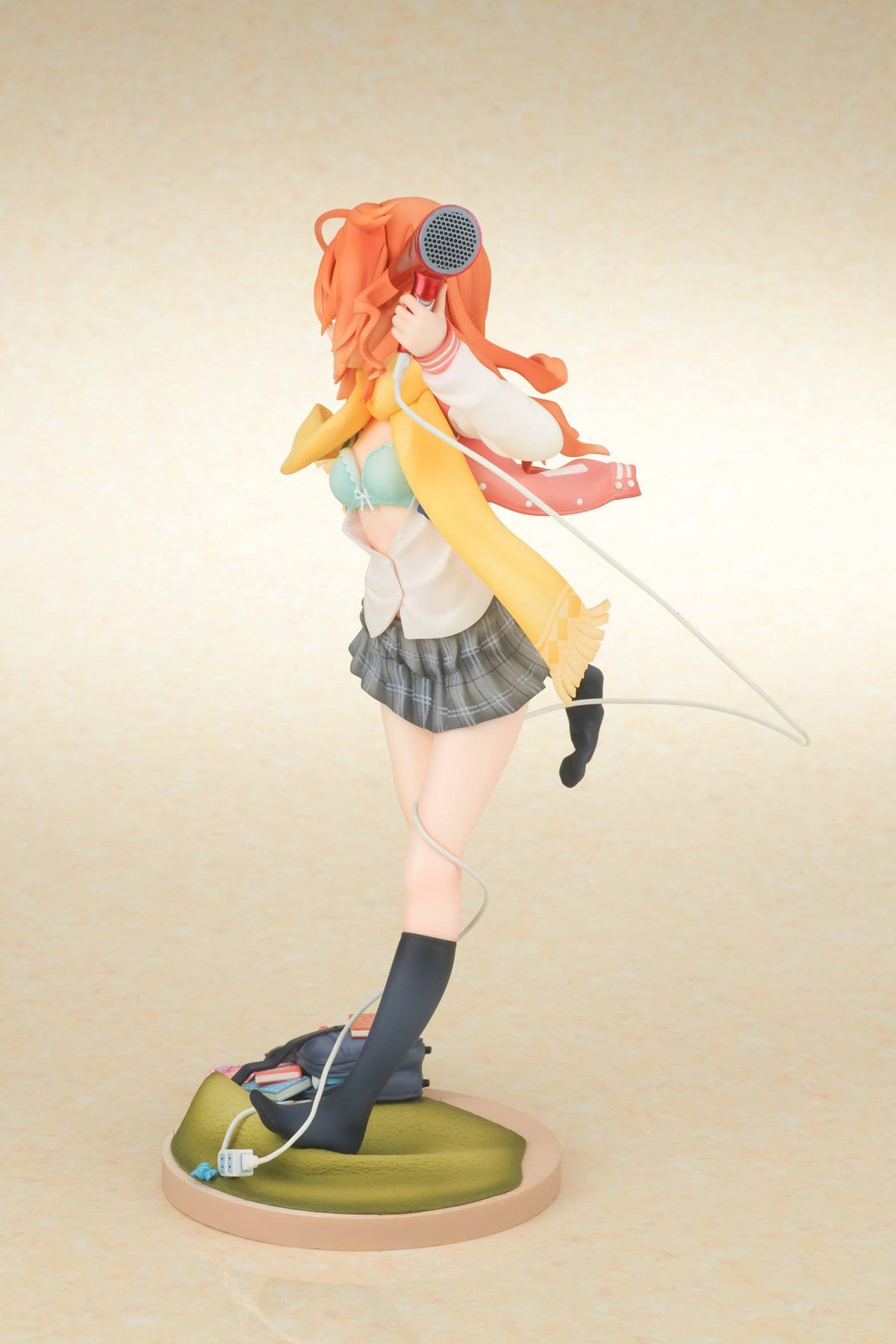 1/7 Scale Figure Y830