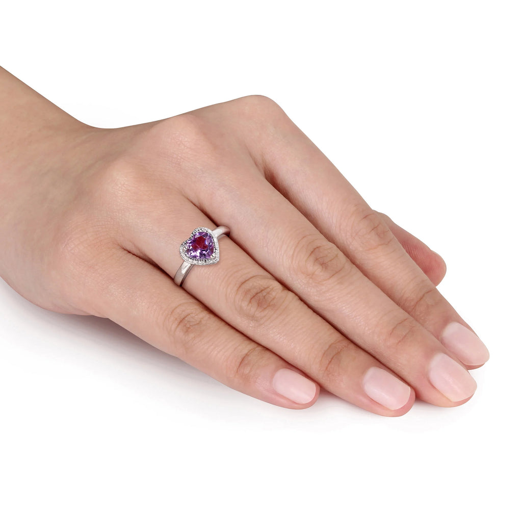 Heart-Shape Amethyst Sterling Silver Ring Y941