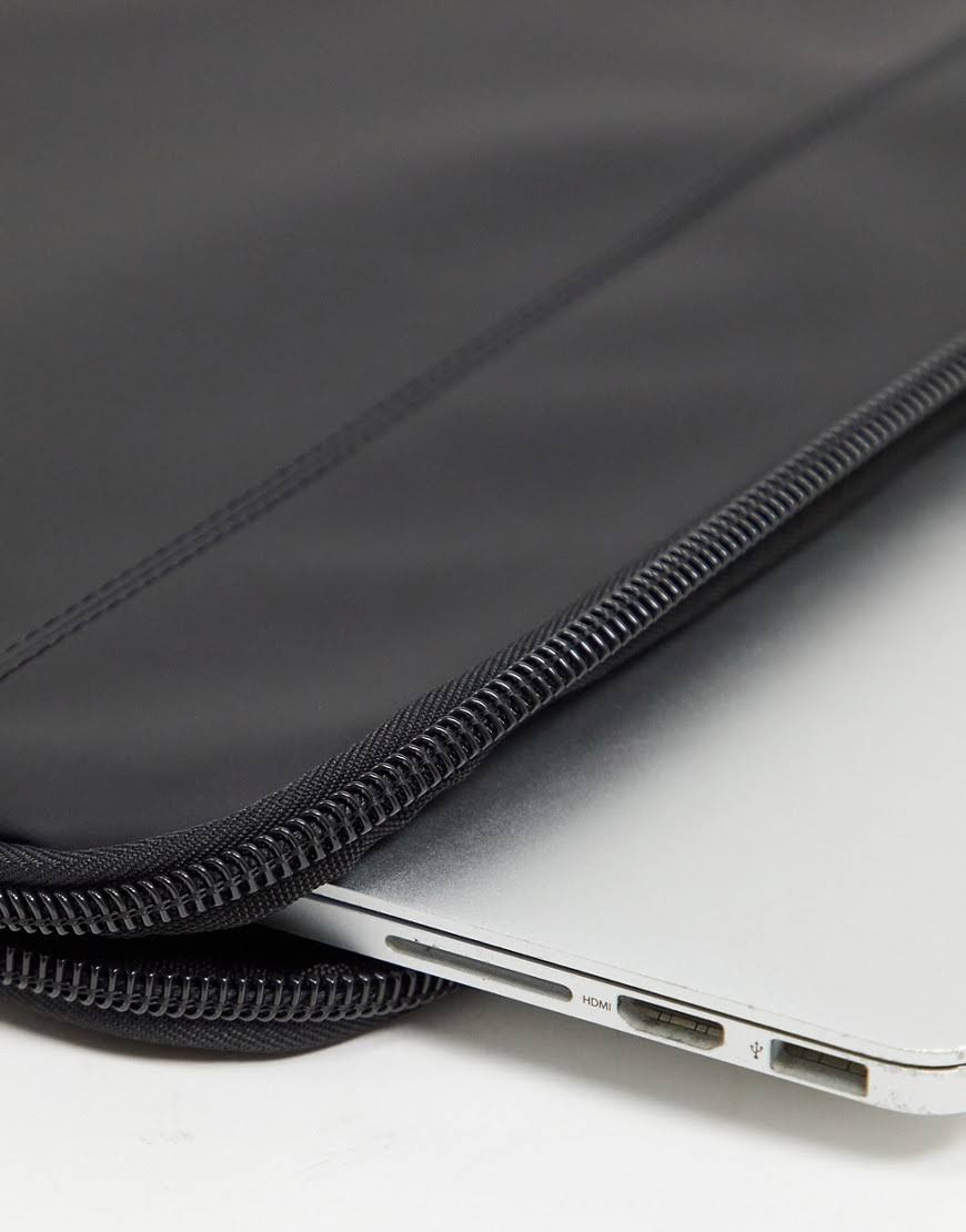 Black 13 inch Laptop Case J245