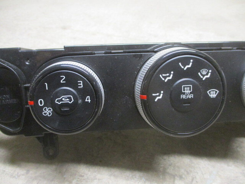 OEM Climate AC Heater Temperature Control M881