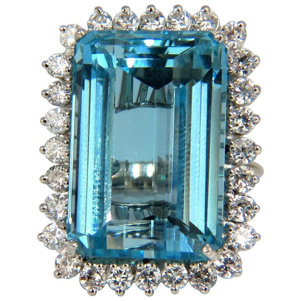 33.85ct Natural Blue Aquamarine Ring S8109
