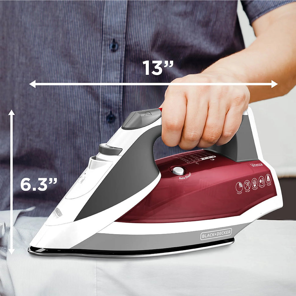 Red Steam Iron D148