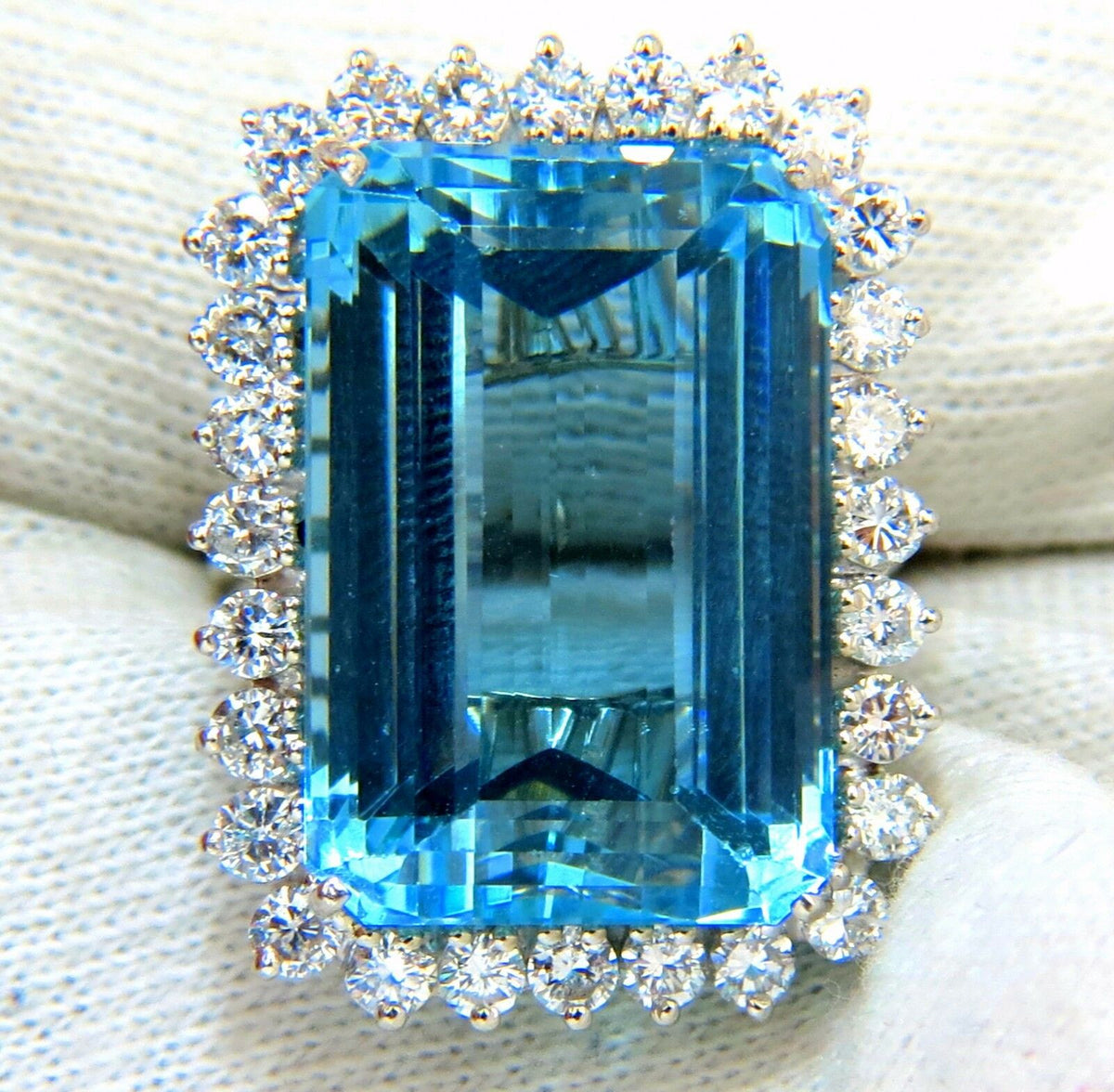 33.85ct Natural Blue Aquamarine Ring S8109