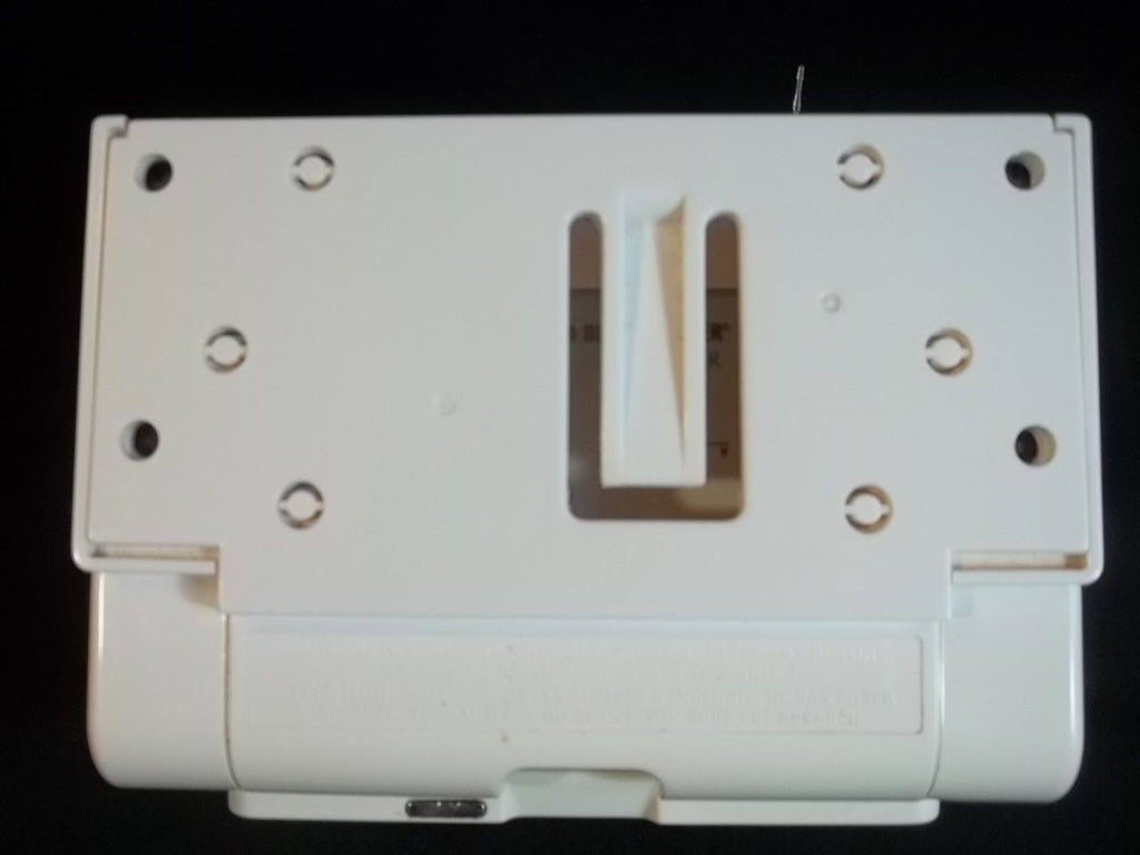 White EC600 Can Opener G352