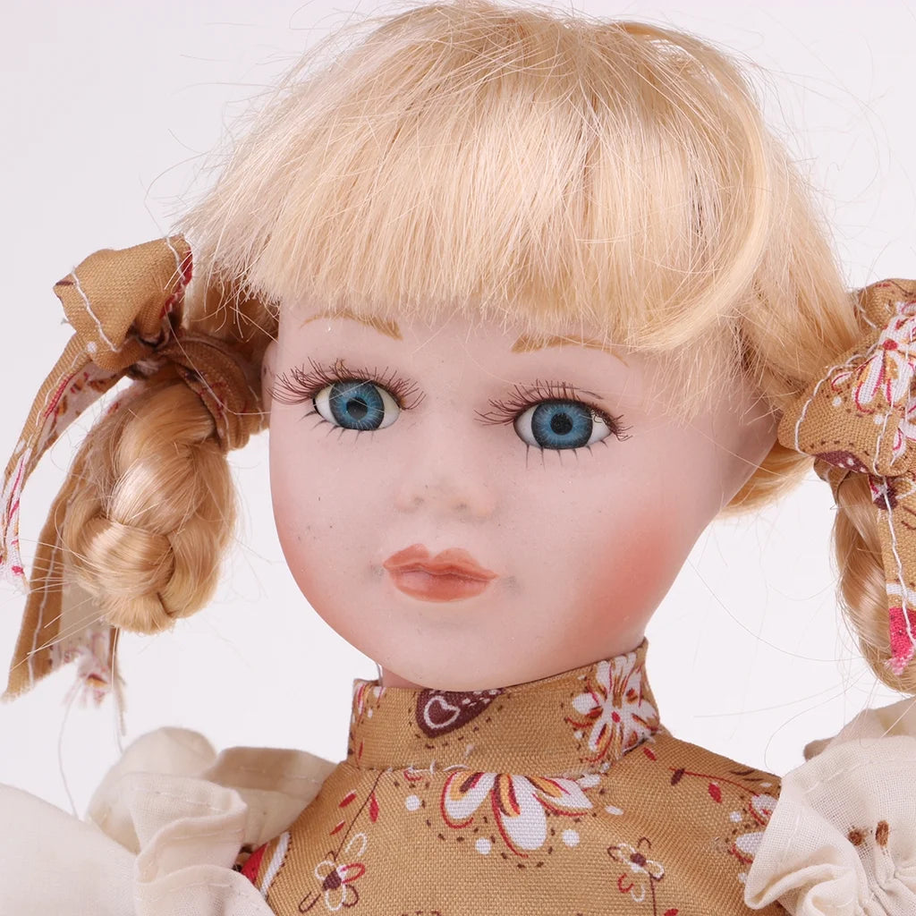 Porcelain Girl Doll People Figure Decoration V898