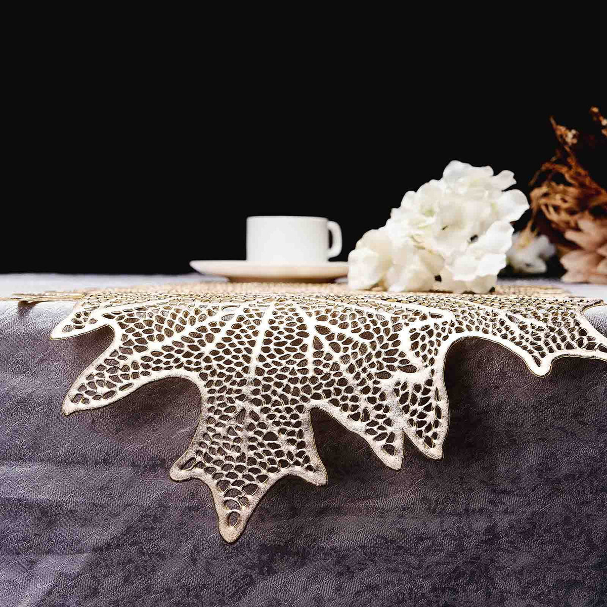Gold Maple Leaf Vinyl Table Runner W595008
