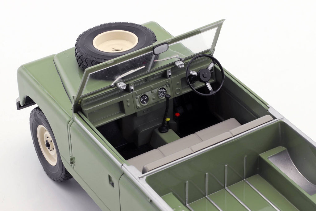 Green Collectible Miniature Car R911