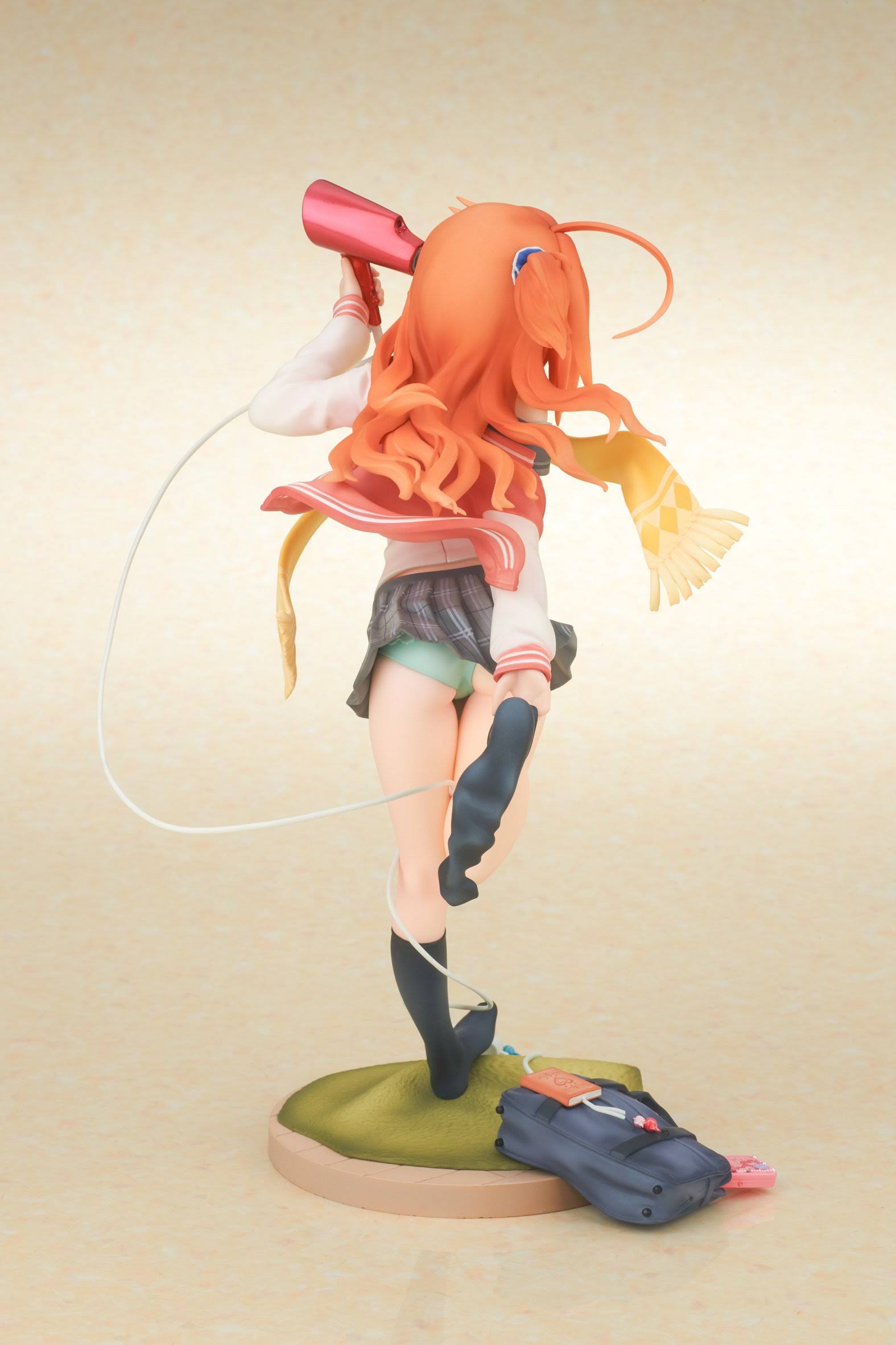 1/7 Scale Figure Y830