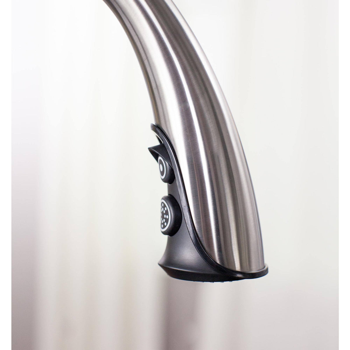 Black Pull-Down Kitchen Faucet E5591